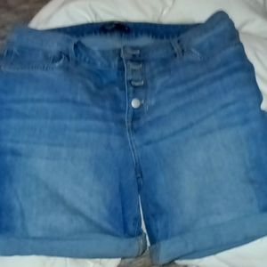 Vera Wang jean shorts